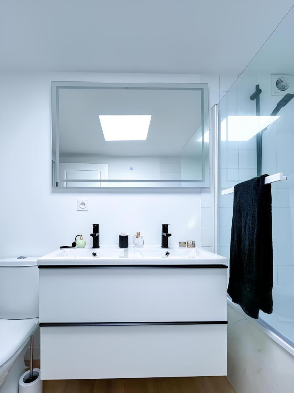 Fontenelle Appartement Calme Et Lumineux Rouen, Cathedrale "Menage & Linge Inclus " Buitenkant foto